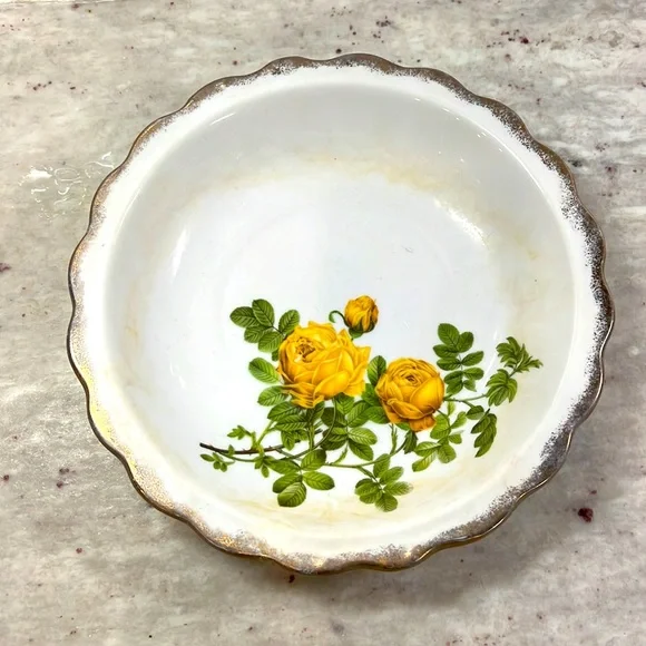 Kitchen Yellow Rose Pie Plate Vintage Poshmark